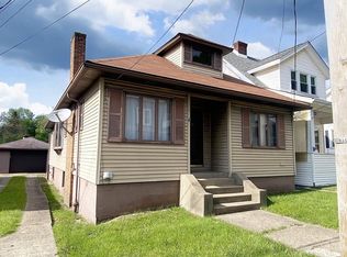 31 Cherry Hill Rd, Wheeling, WV 26003