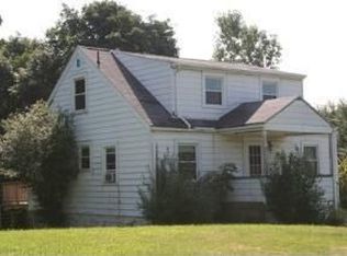 142 Freedom Rd, Pleasant Valley, NY 12569