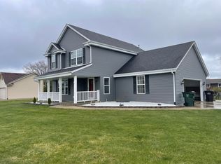 3721 Clubview Ln, Racine, WI 53406