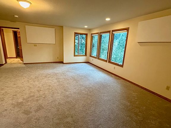 2nd image of 7652 Gartner Rd