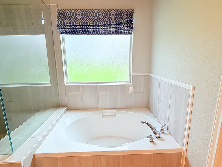 412 Shayla Ln — Photo 22
