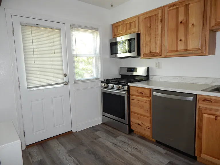 6115 Parkway Dr #1 — Photo 27