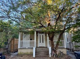 7011 Jeannette St, New Orleans, LA