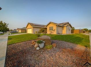 705 Larie Ln, Red Bluff, CA 96080