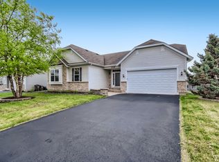 1708 Dundalk Ln, McHenry, IL 60050