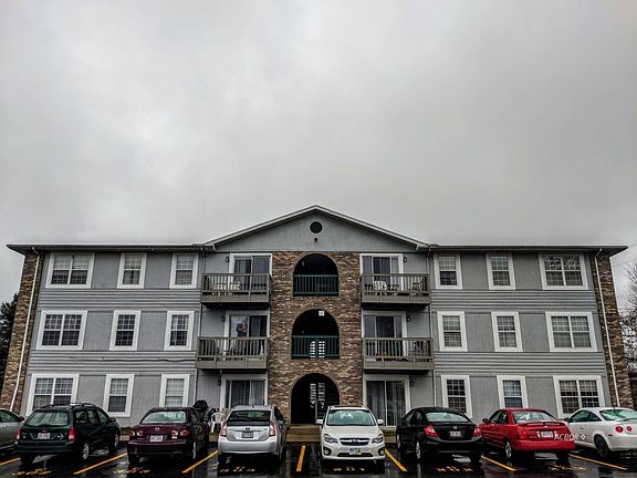 3rd image of 247 W Union St APT 203C