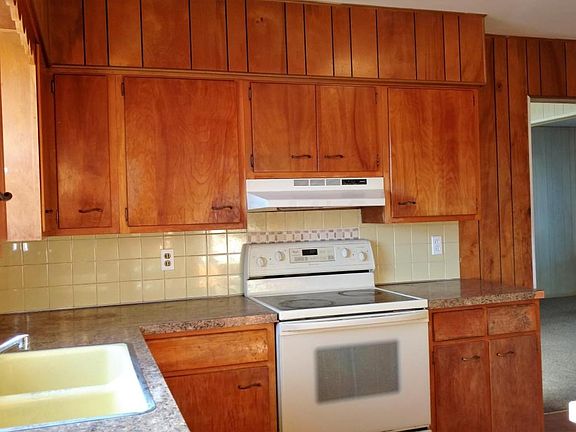 5th image of 4235 Astor Ave