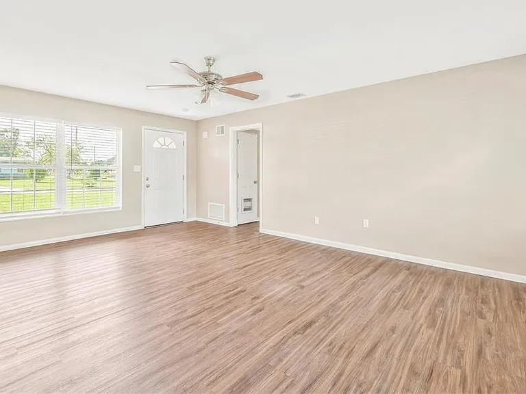 5737 Cortez Dr — Photo 60