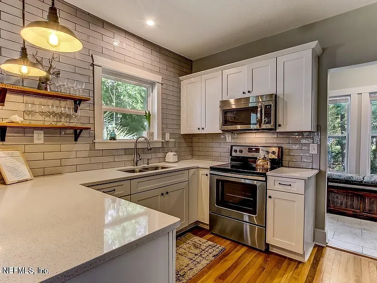 1117 Cedar St — Photo 14