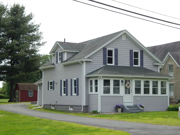 55 Elm St, Hatfield, MA 01038