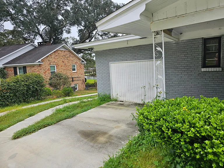 3285 Idlewood Dr — Photo 22