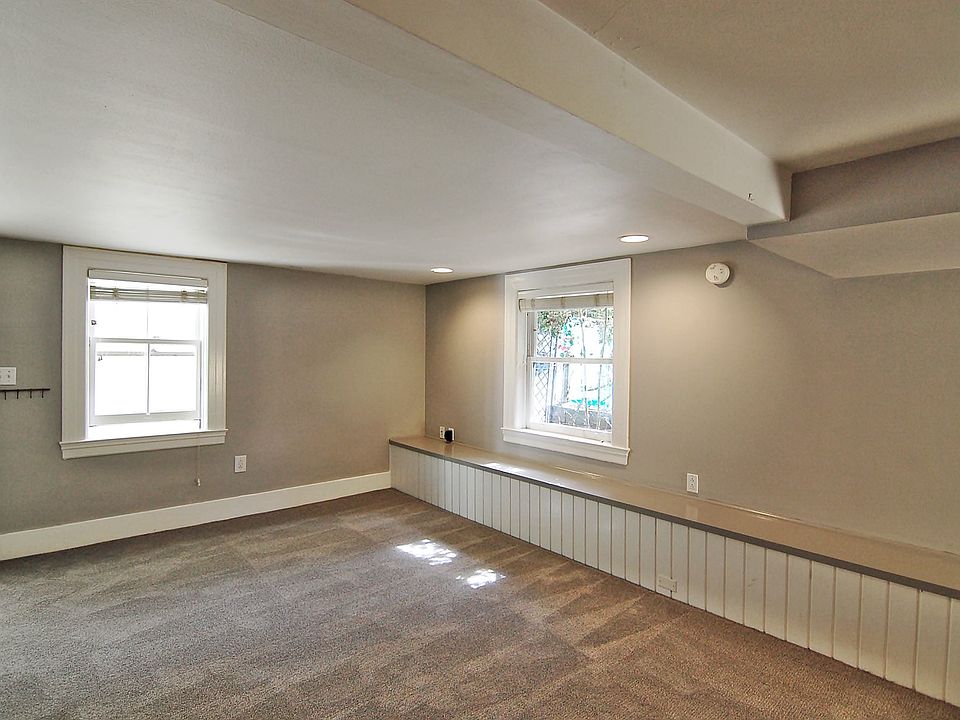 1st image of 130 Beulah St #A