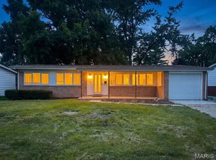 3145 Parker Rd, Florissant, MO 63033