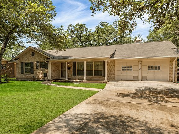 3rd image of 7115 Poniente Ln