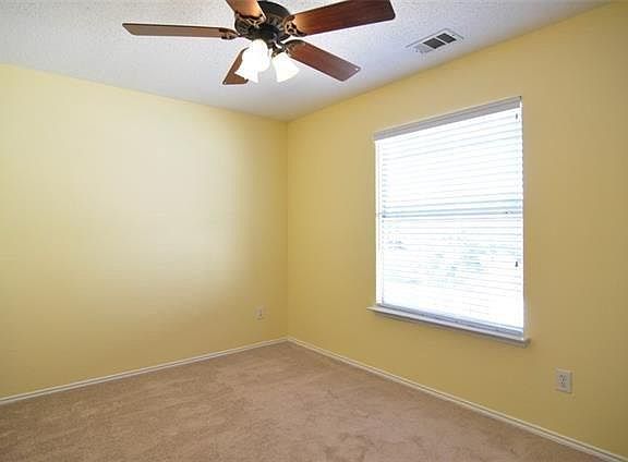 4th image of 4511 Buena Vista Ln