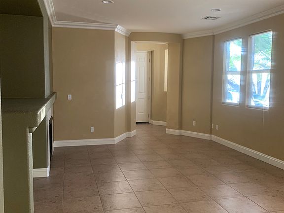 Entrance, Living room