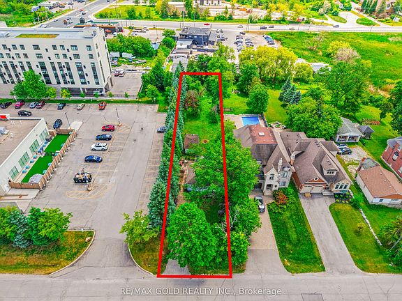4th image of 3 Aubrey Ave