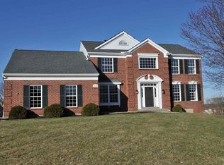 2254 Treetop Ln, Hebron, KY 41048