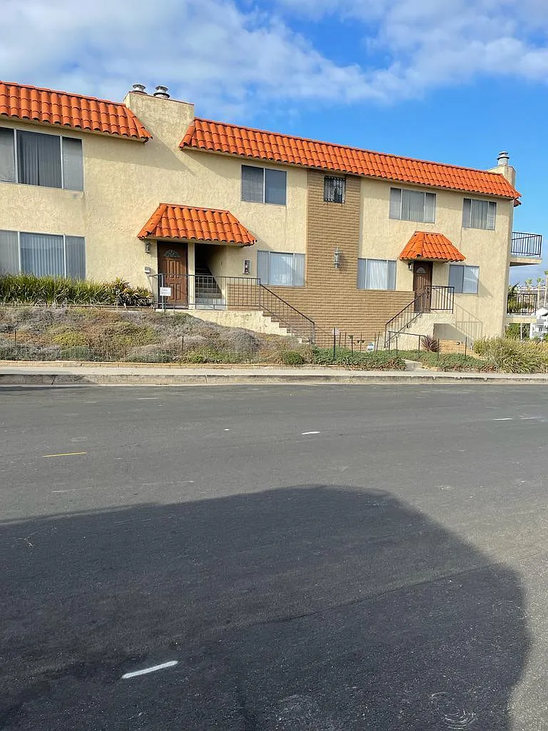 2 bed, $3,100 — Photo 3