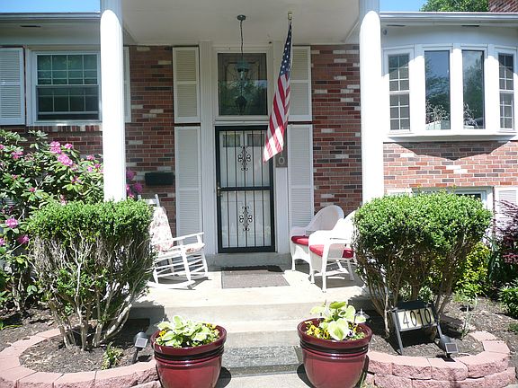 3rd image of 4010 Dubois Ct