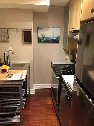 1 bed, 1.0 bath, 425 sqft, $1,760 — Photo 4