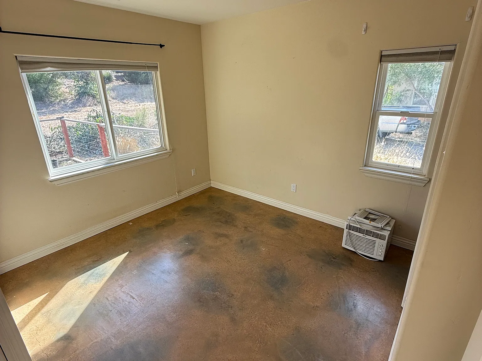 2 bed, 800 sqft, $3,100 — Photo 4
