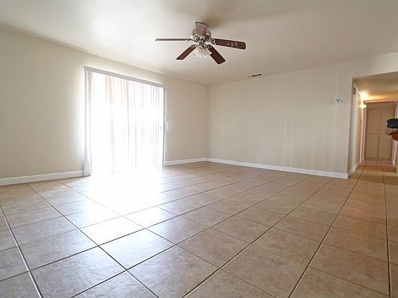 4th image of 1276 N Linnell Ave