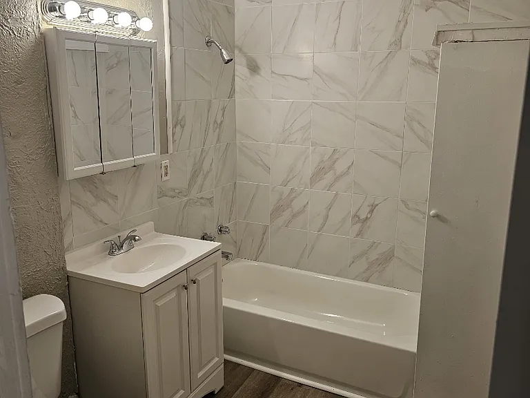 1328 6th Ave #1 — Photo 9