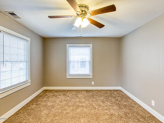 5th image of 9711 Mason Ln