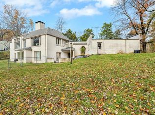 16775 Old Jamestown Rd, Florissant, MO 63034