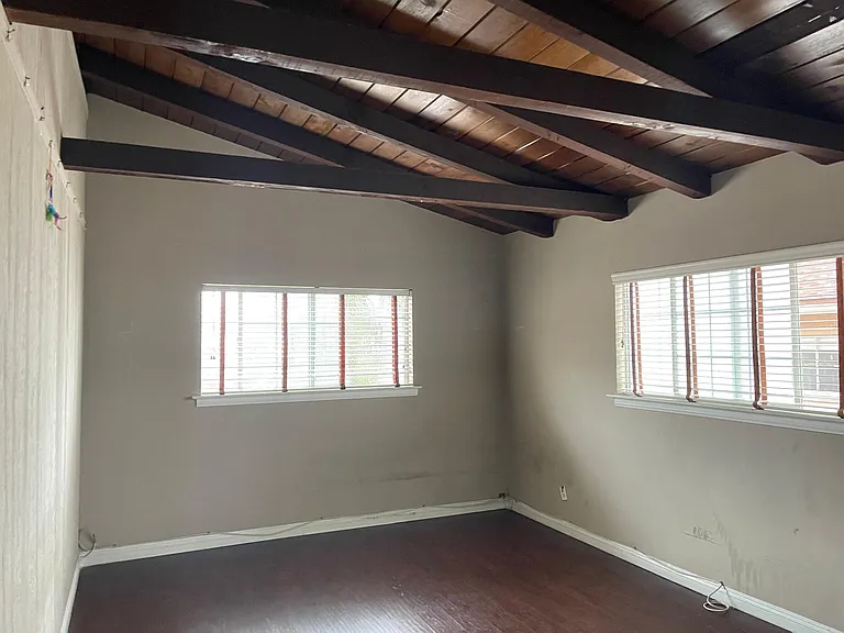 9128 Huntington Dr #12 — Photo 3