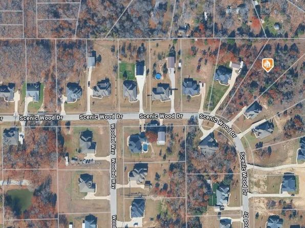 260 Scenic Wood Dr, Azle, TX 76020