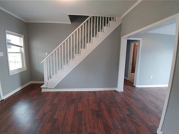 2nd image of 511 N 10th Ave