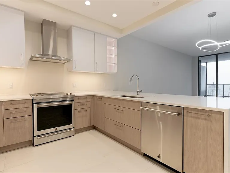 275 1st Ave S #1504 — Photo 13