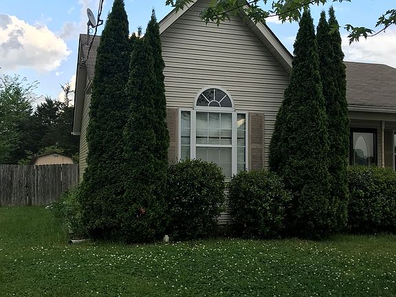 5th image of 243 Heritage Cir E