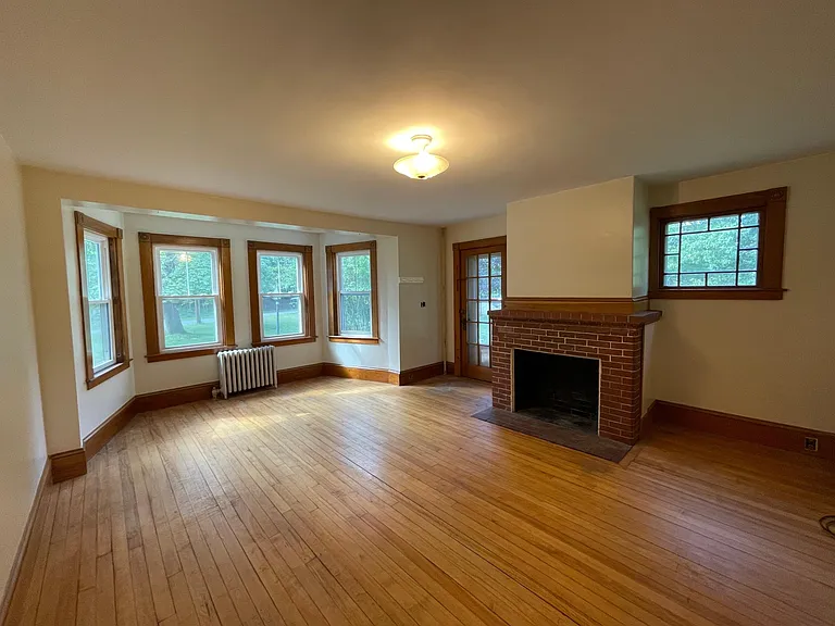 22 Old Mill Rd #1 — Photo 3