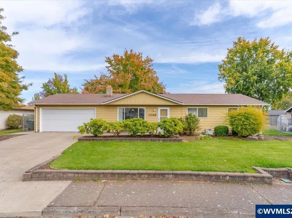 1026 Royalty Dr NE, Salem, OR 97301