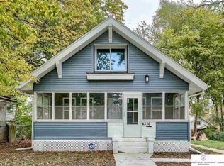 4336 Saratoga St, Omaha, NE 68111