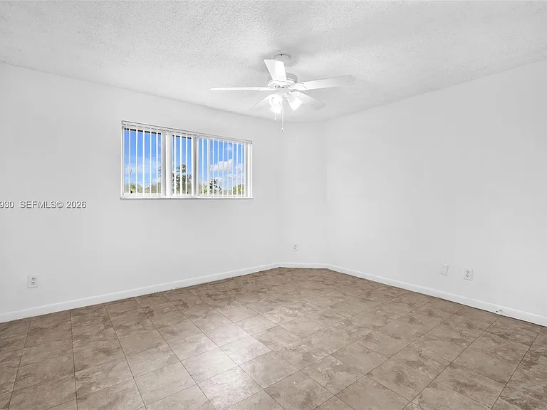 3437 NW 44th St #107 — Photo 20
