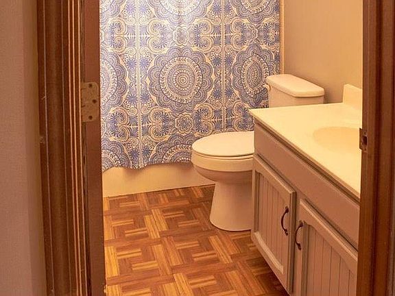 3rd image of 1260 Hollowbrook Dr