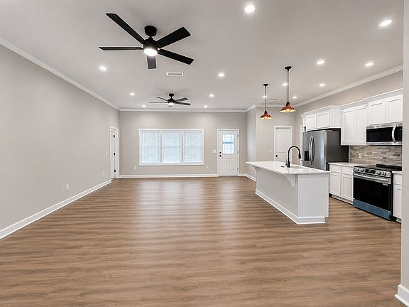 5th image of 287 Peach Farm Rd
