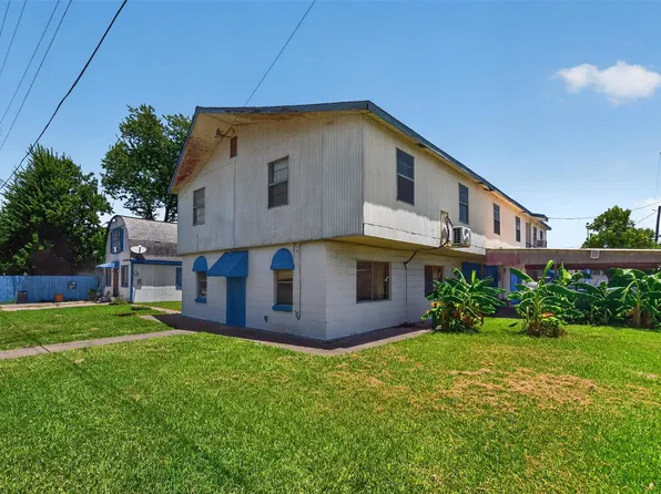 1211 Beacon St #10, Houston, TX 77015