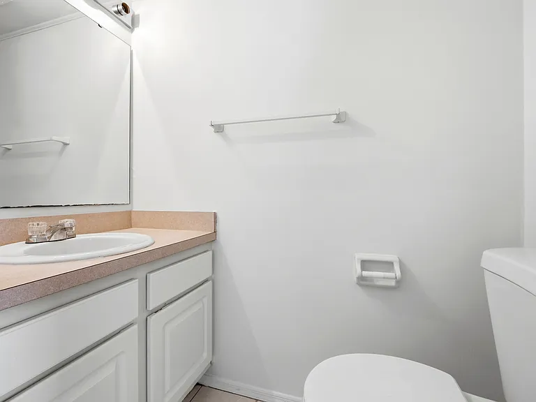 2208 Marsh Point Rd #2208 — Photo 8