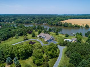 28300 Brick Row Dr, Oxford, MD 21654