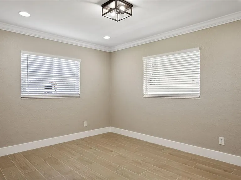 3819 W Gray St — Photo 8