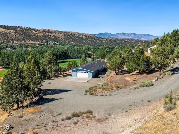 106 NE Charolais Dr, John Day, OR 97845