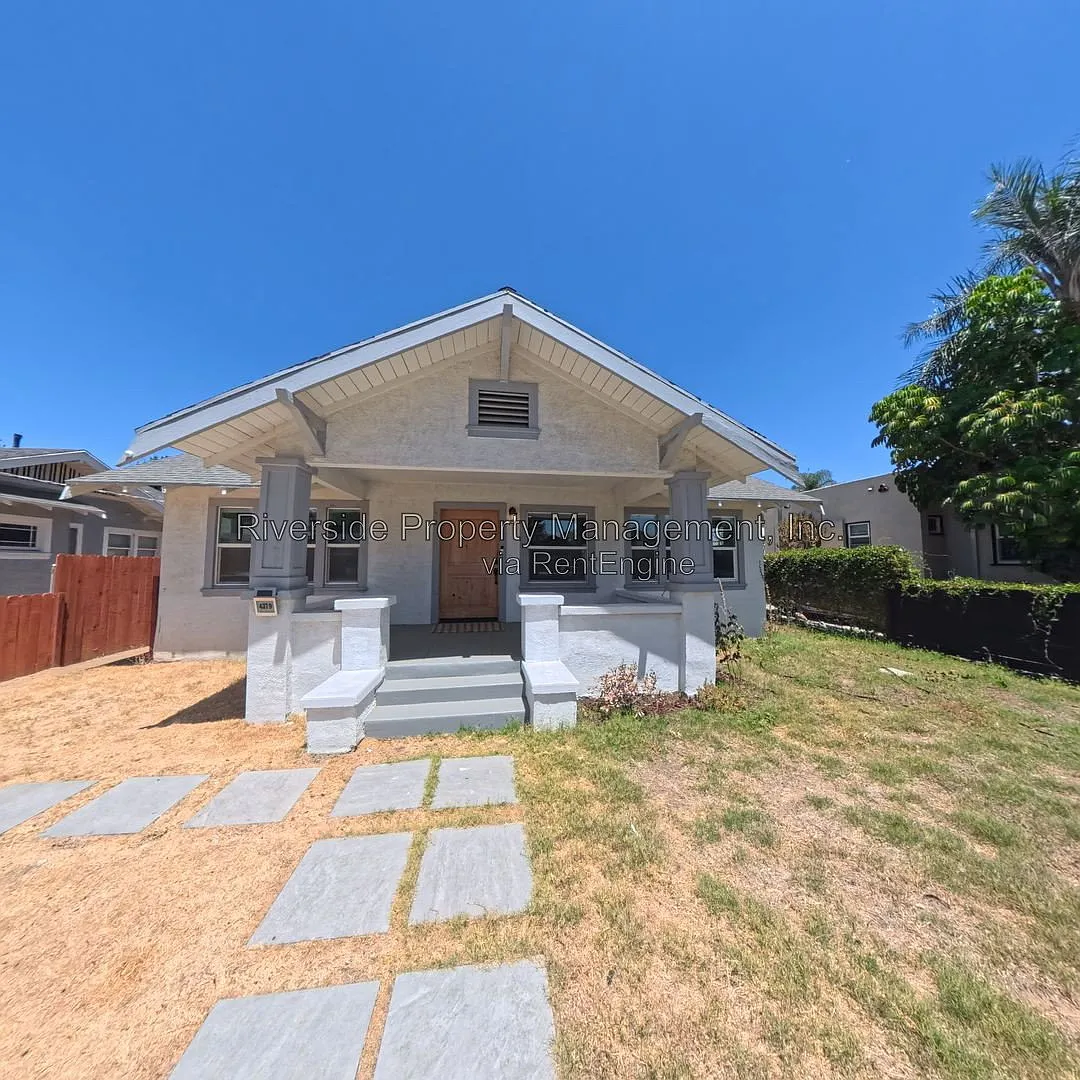 3 bed, 1.0 bath, 1156 sqft, $2,995 — Photo 3