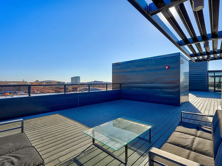 631 W California Ave — Photo 13