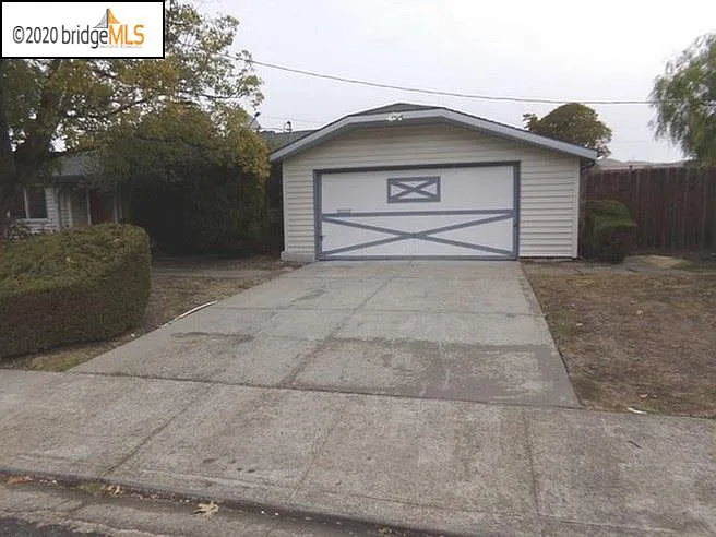 3801 Pinole Valley Rd photo 1