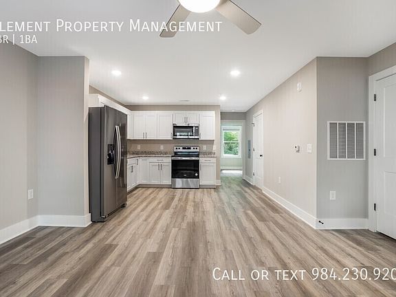 5th image of 303 Linwood St #302